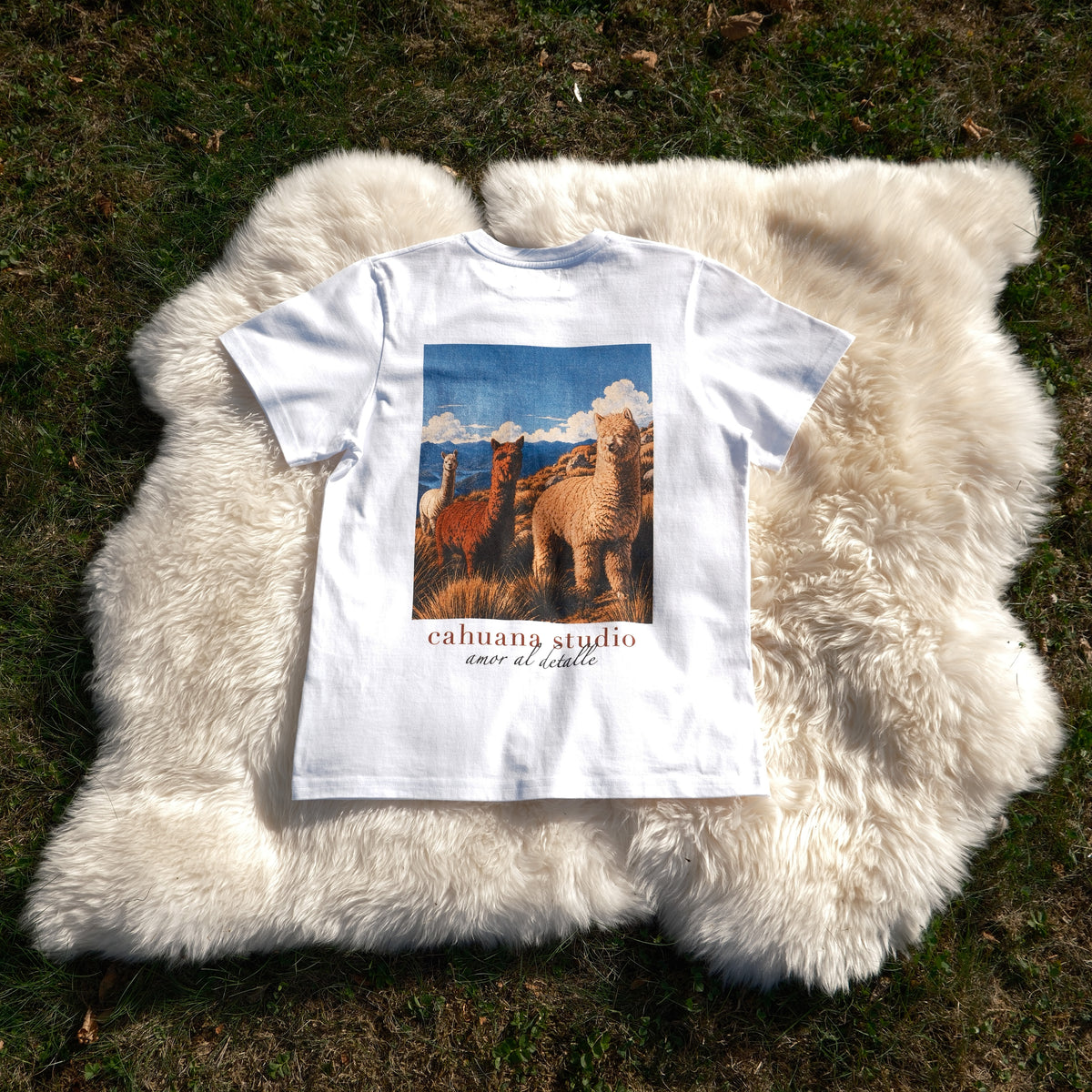 T-Shirt Design "Alpacitas" Weiss