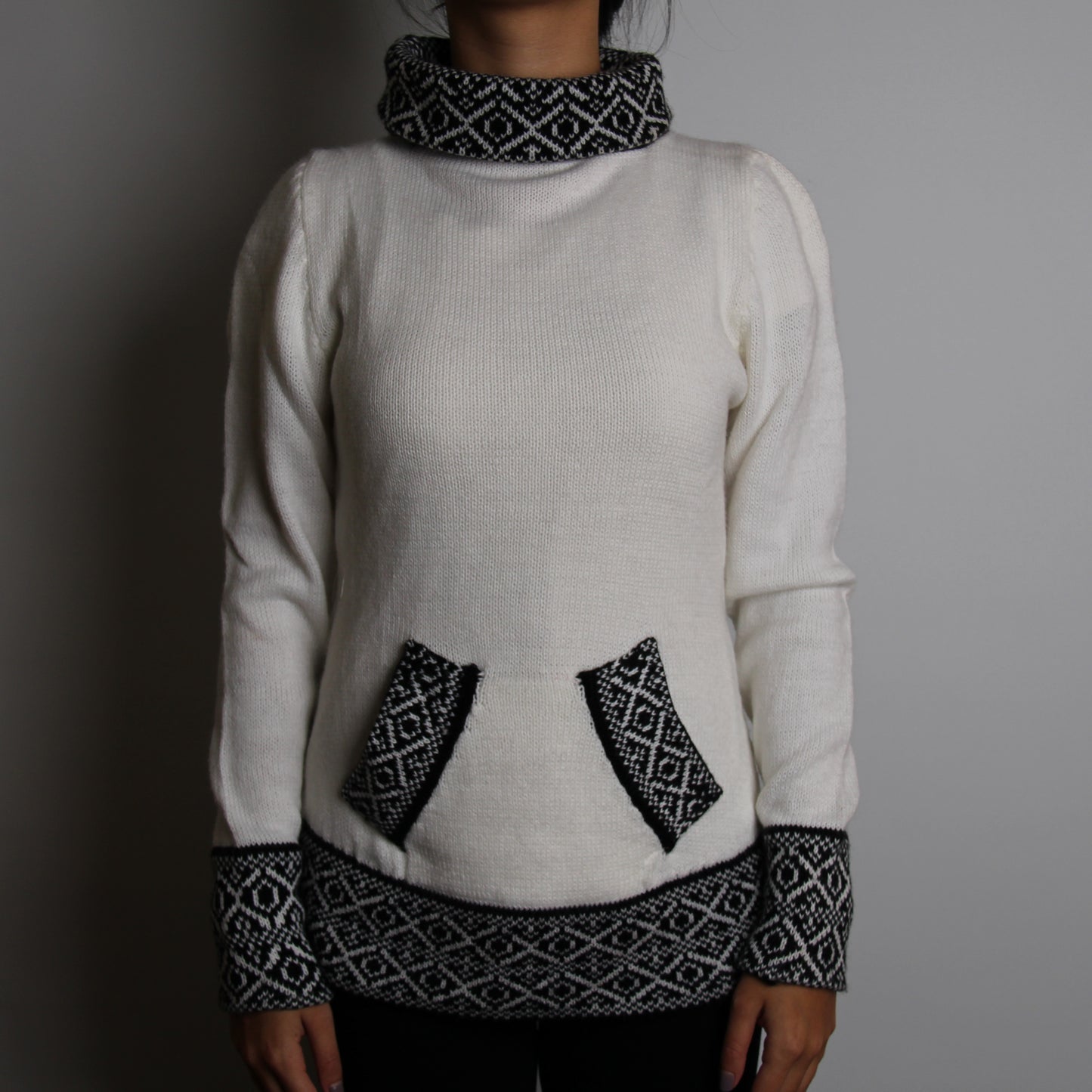 EXKLUSIV Rollkragen Pullover Weiss